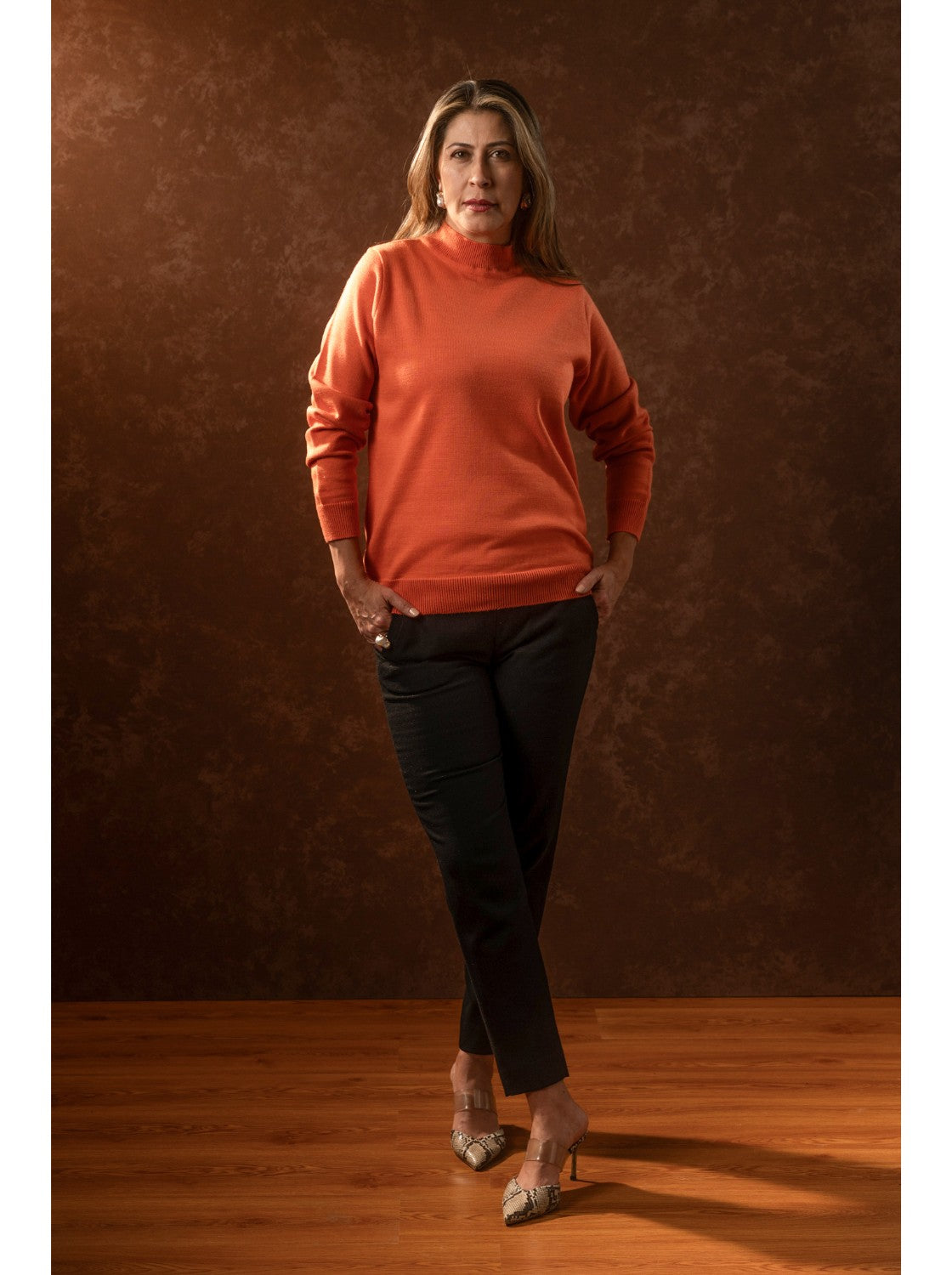 Buzo Tejido para Mujer. Almendra Naranja