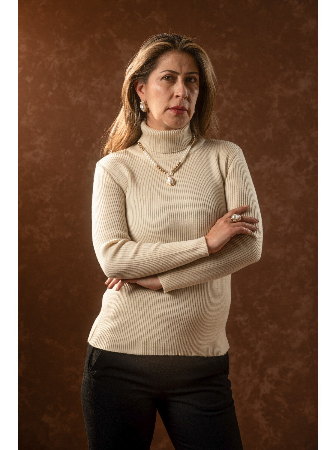 Buzo para Mujer. Resortado Habano