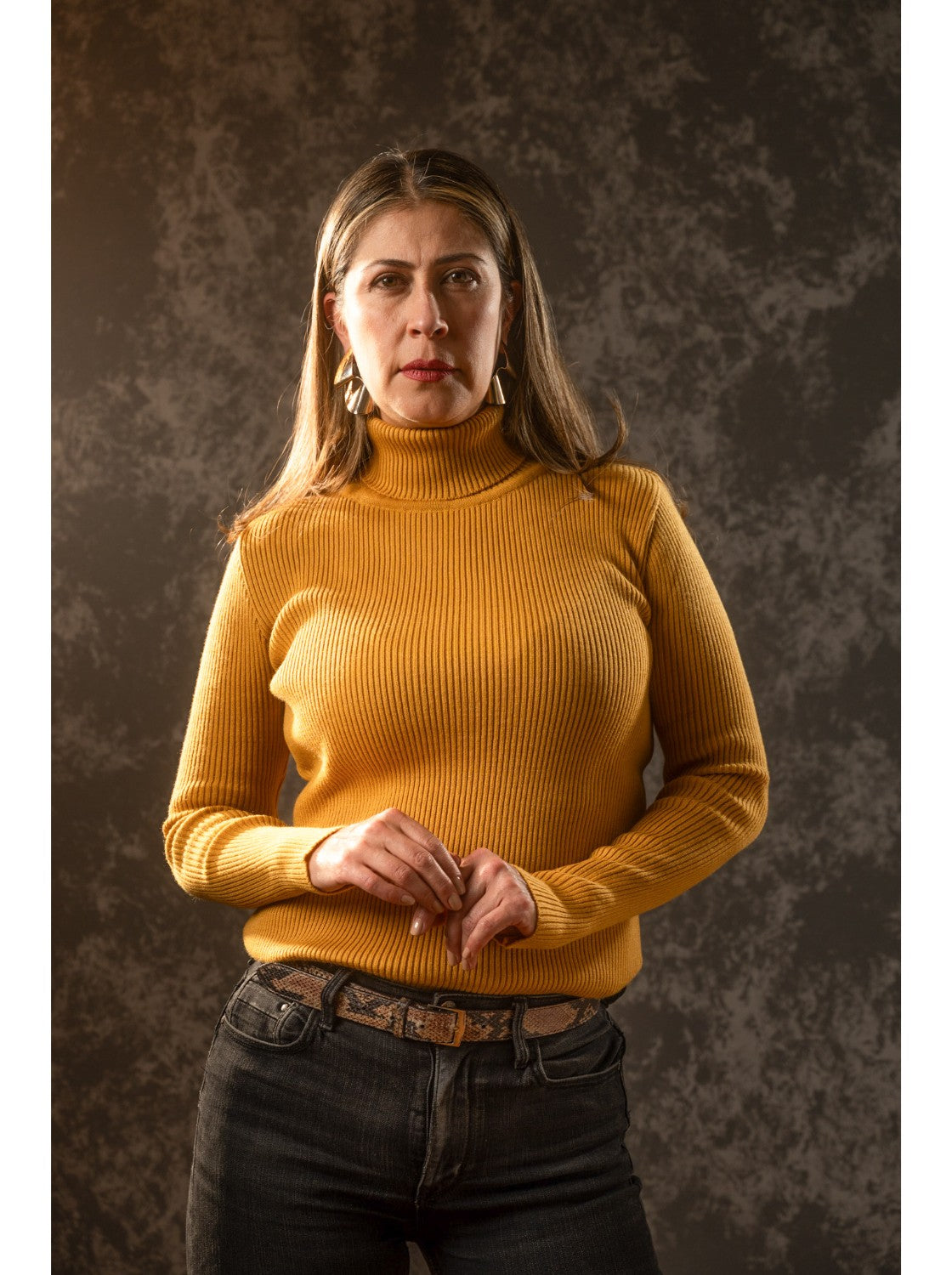 Buzo para Mujer Tejido. Resortado Mostaza