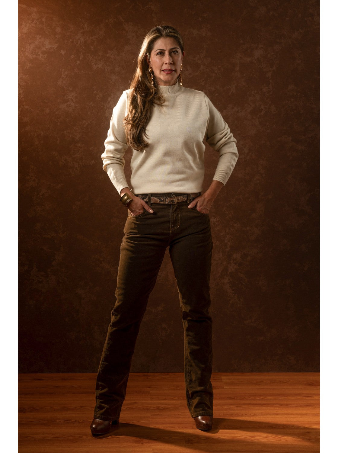 Buzo Tejido para Mujer. Almendra Habano