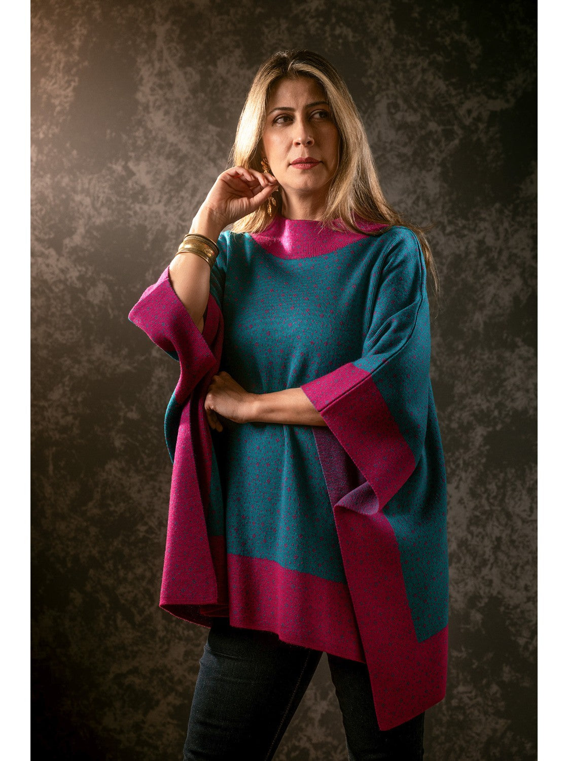 Ruana de mujer. Dalila Fucsia-Jade