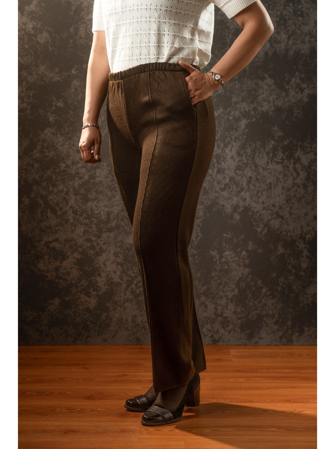 Pantalon de lana para mujer Cafe. Casadiego