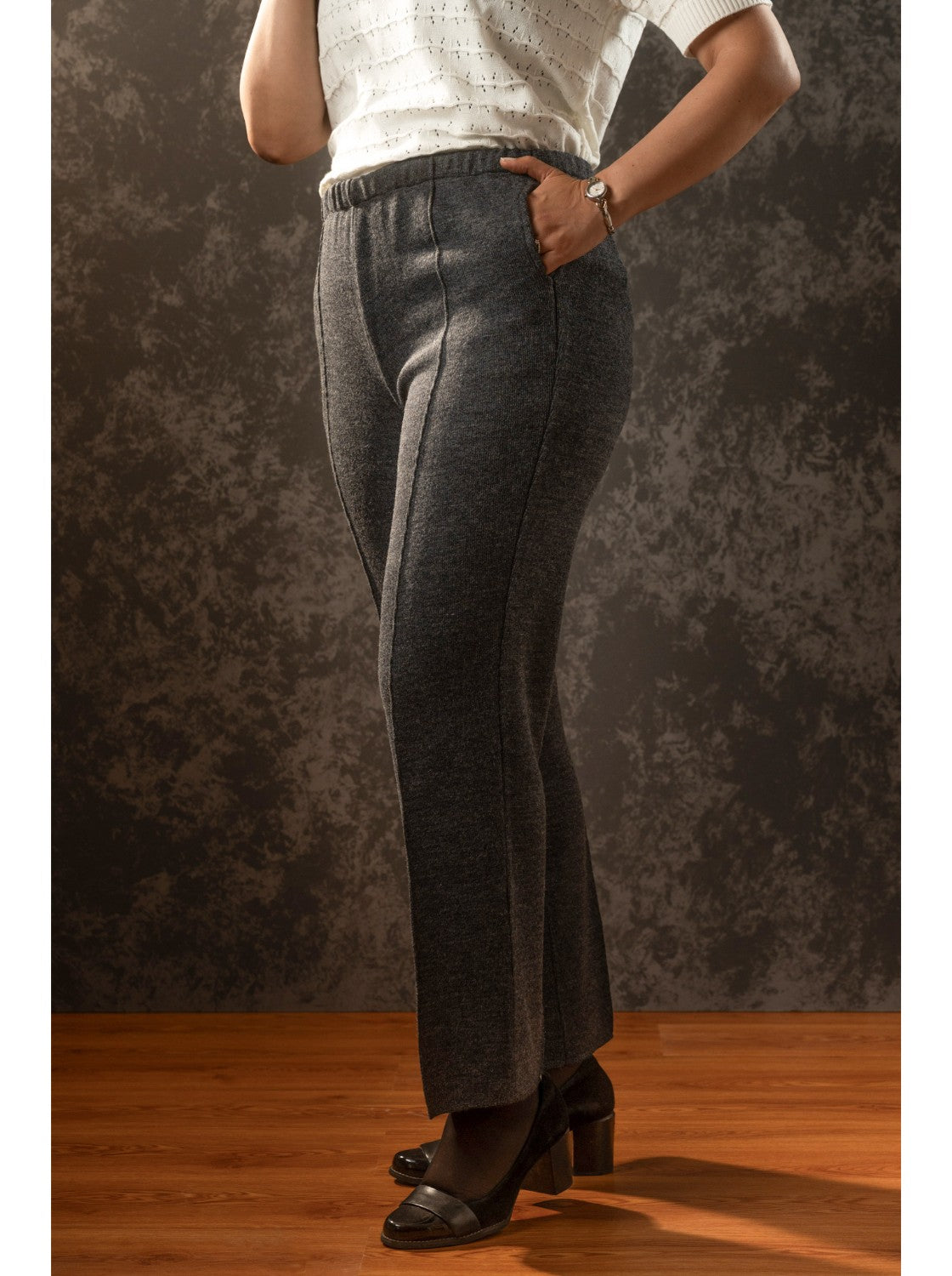 Pantalon en lana para mujer Gris. Casadiego