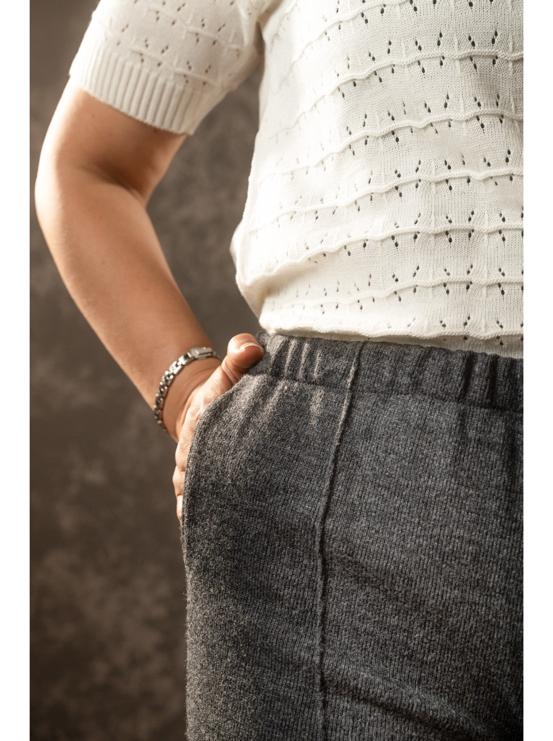 Pantalon en lana para mujer Gris. Casadiego