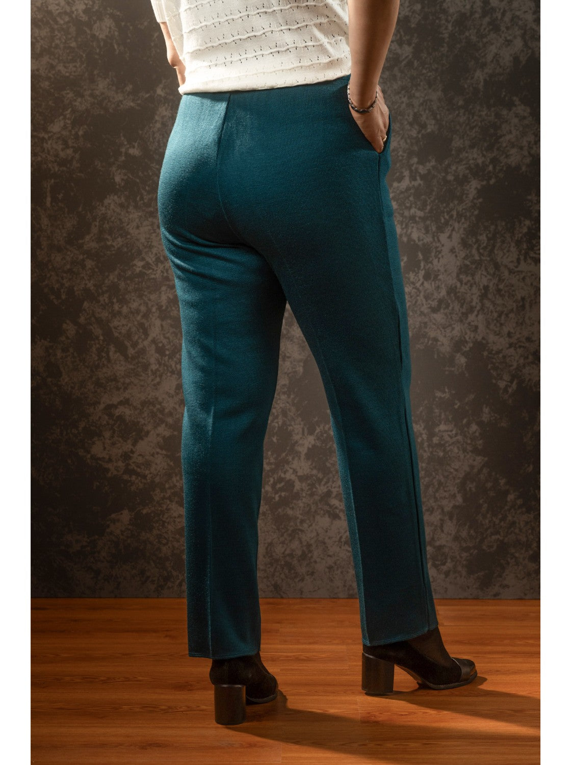 Pantalon para mujer Petróleo. Casadiego