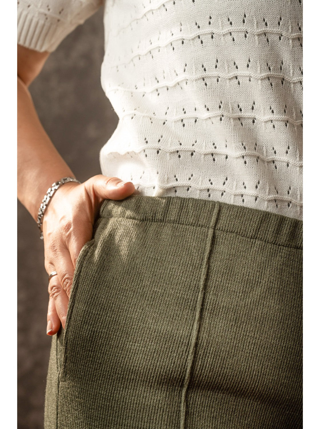 Pantalon para mujer Verde Hoja seca. Casadiego