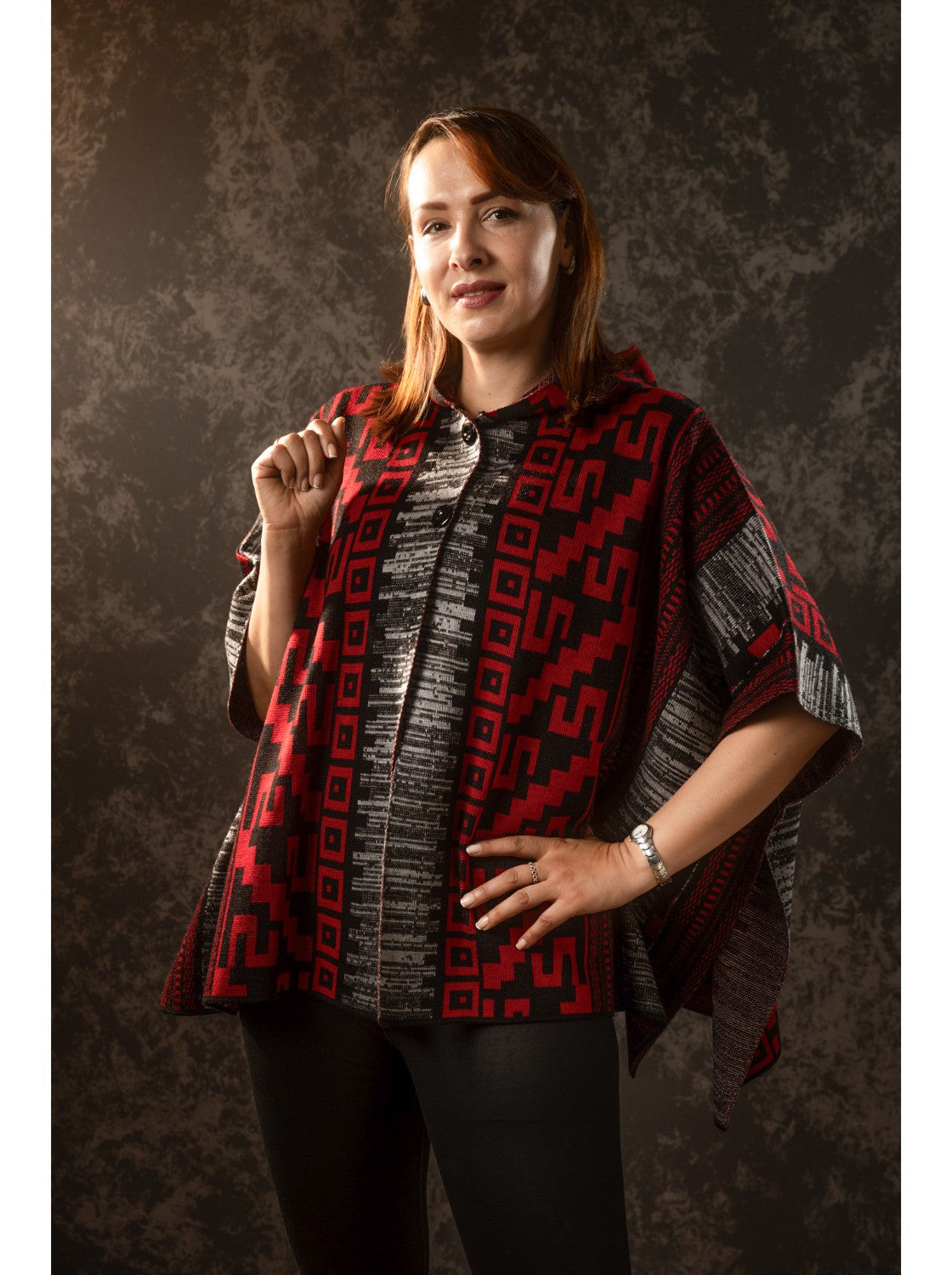 Ruana Moderna para mujer. Candela Rojo-Negro