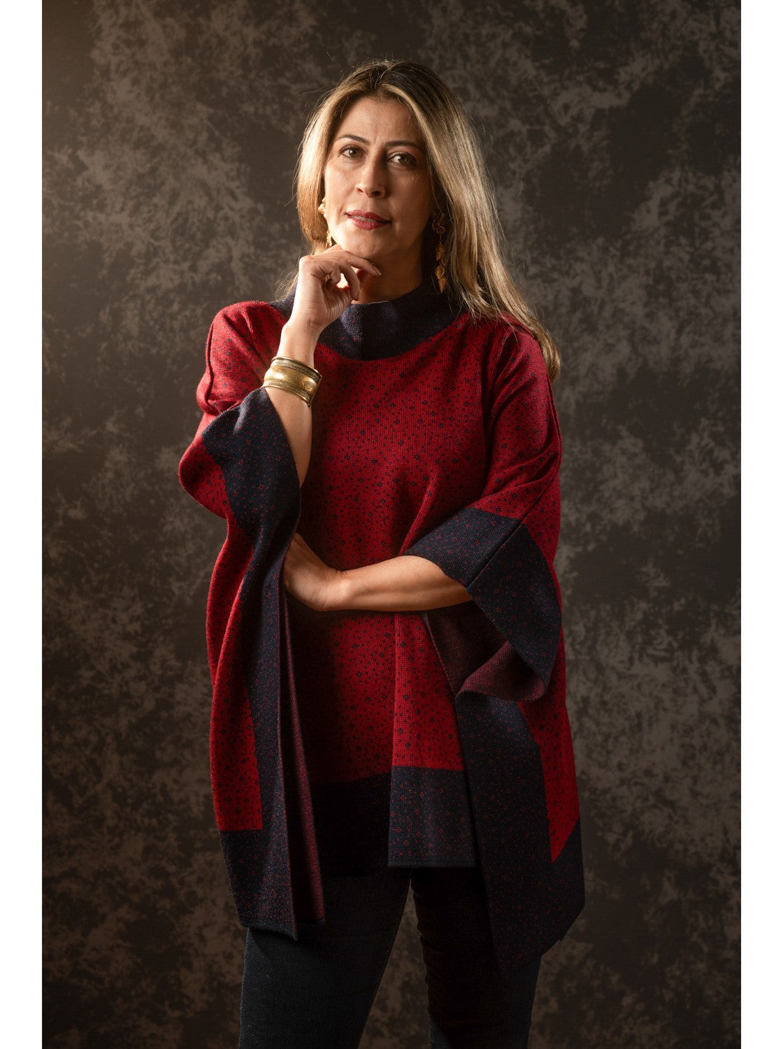 Ruana de mujer. Dalila Azul-Rojo