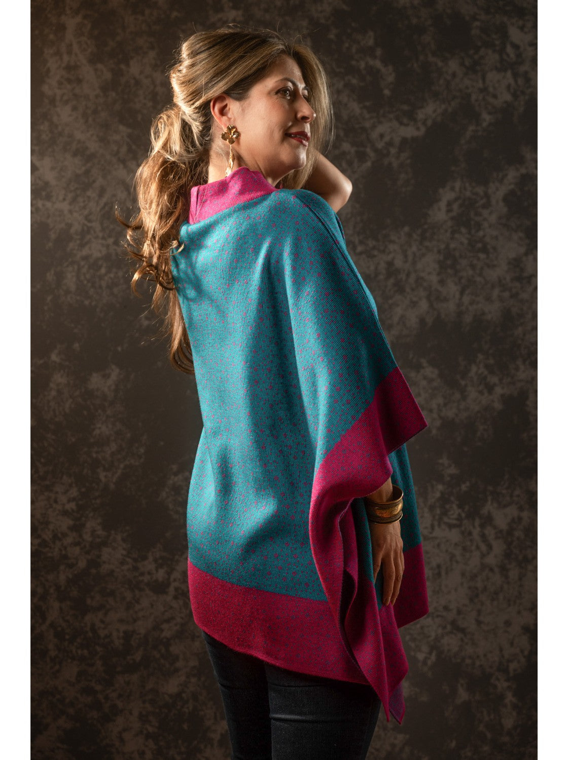 Ruana de mujer. Dalila Fucsia-Jade