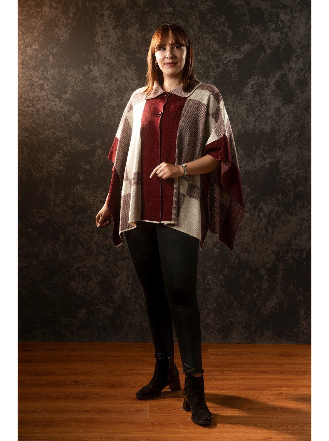 Ruana tejida. Ibiza Vinotinto-Habano