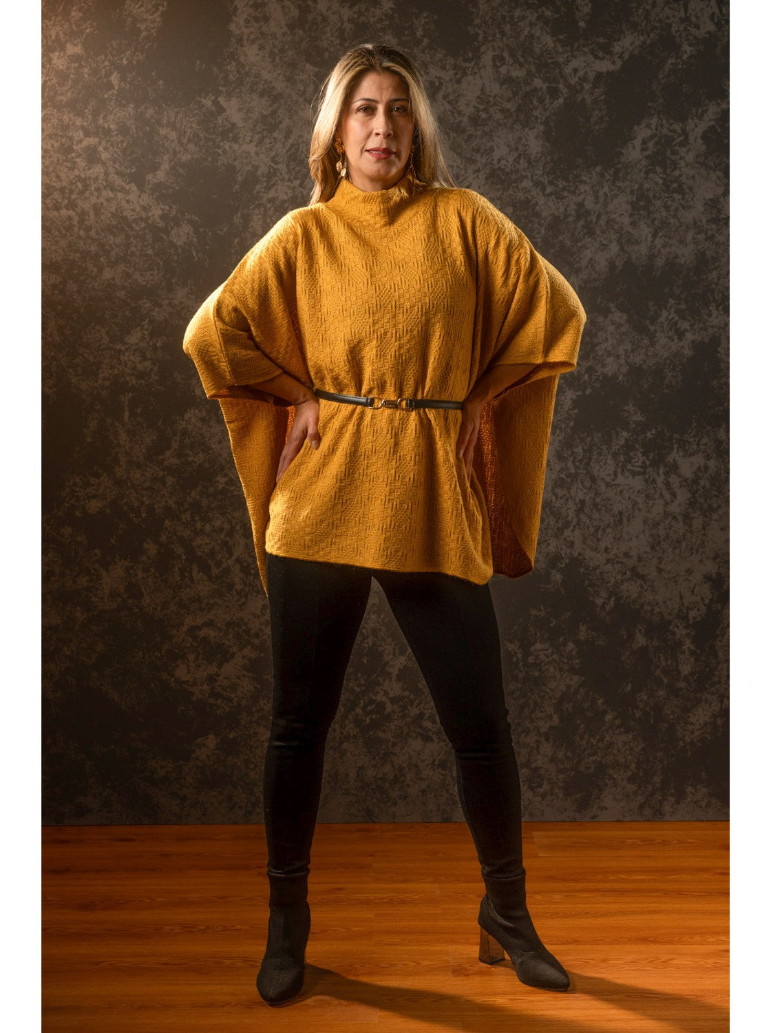 Ruana para mujer. Nevada Mostaza