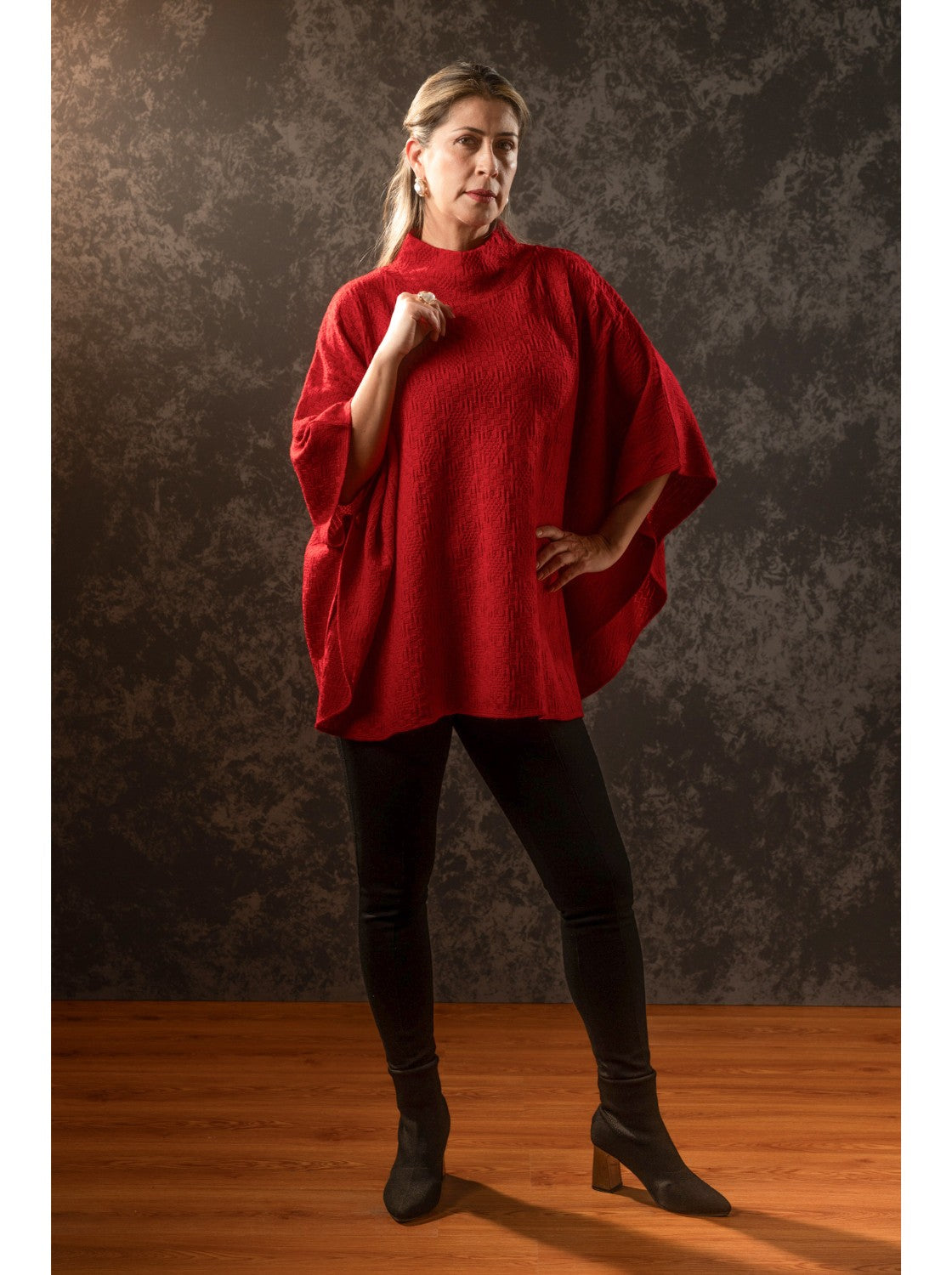 Ruana para mujer. Nevada Rojo