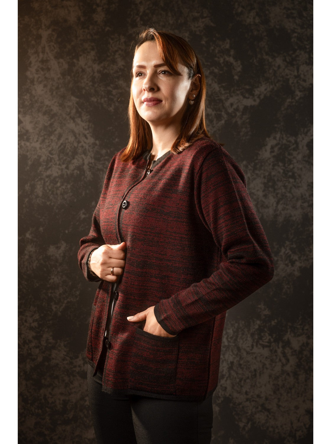 Saco de lana para mujer. Celina Negro-Rojo