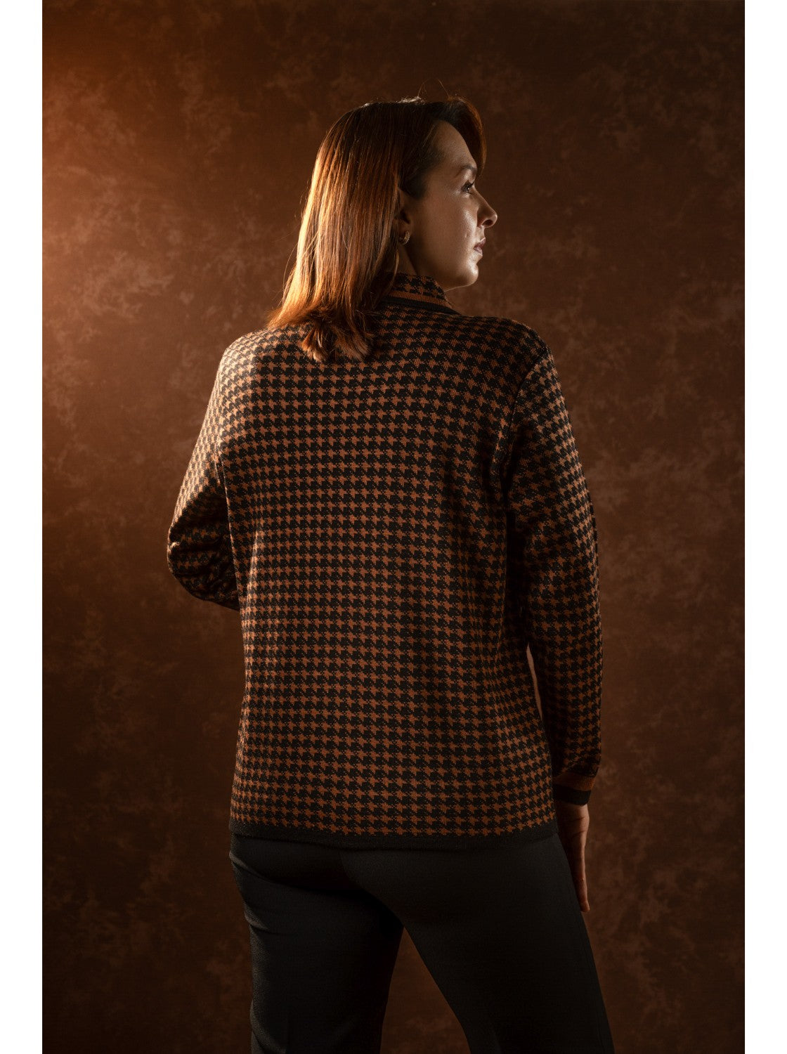 Saco cuello camisero mujer. Conchita Negro-Miel