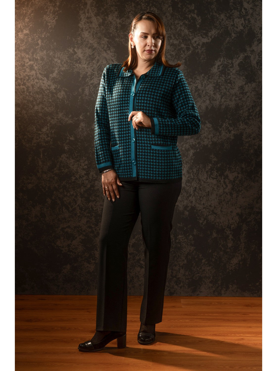 Saco cuello camisero mujer. Conchita Negro-Petróleo