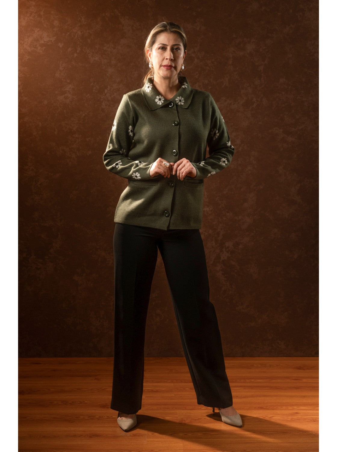 Sueter para dama. Mechitas Verde-Habano