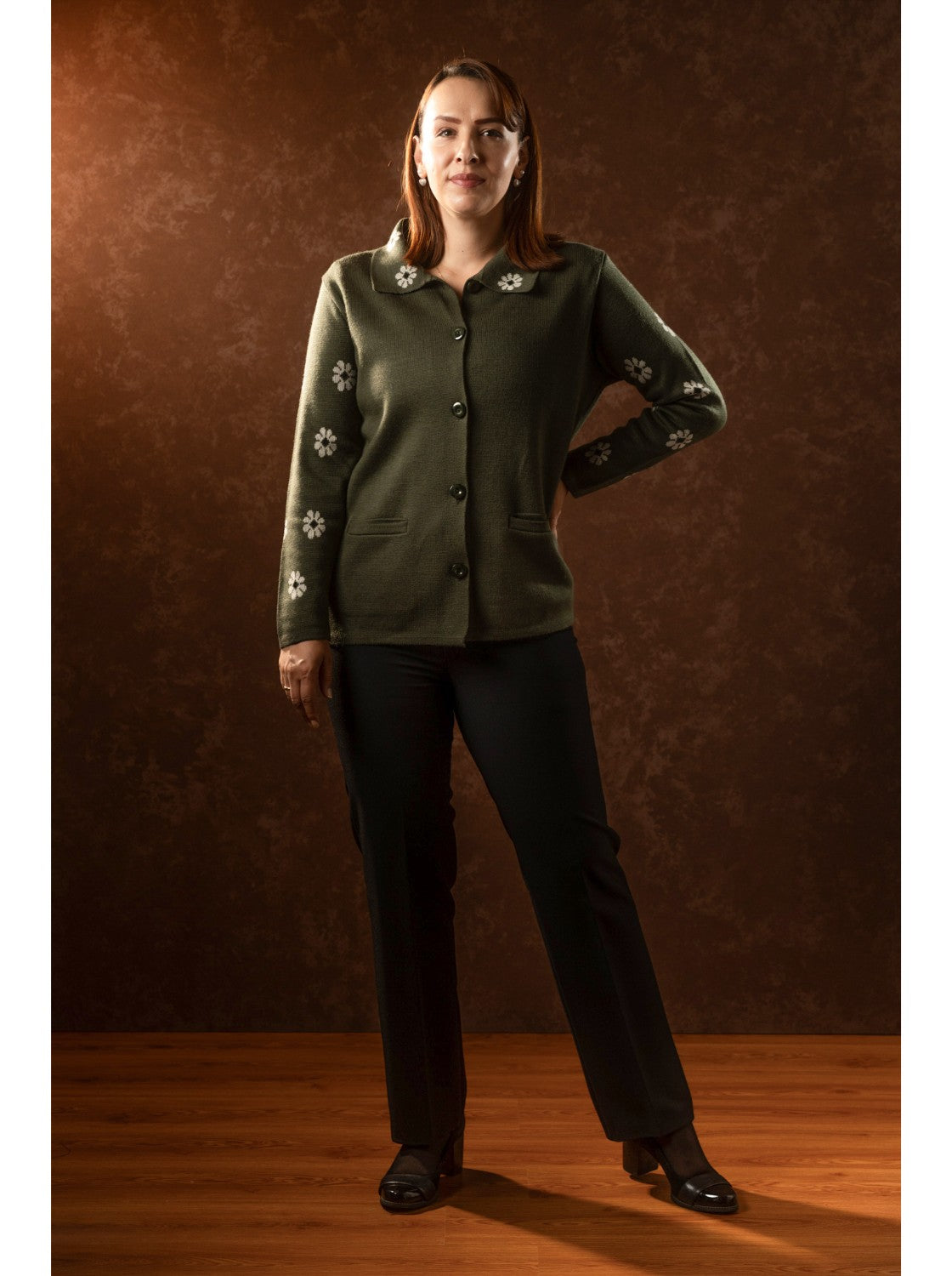 Sueter para dama. Mechitas Verde-Habano