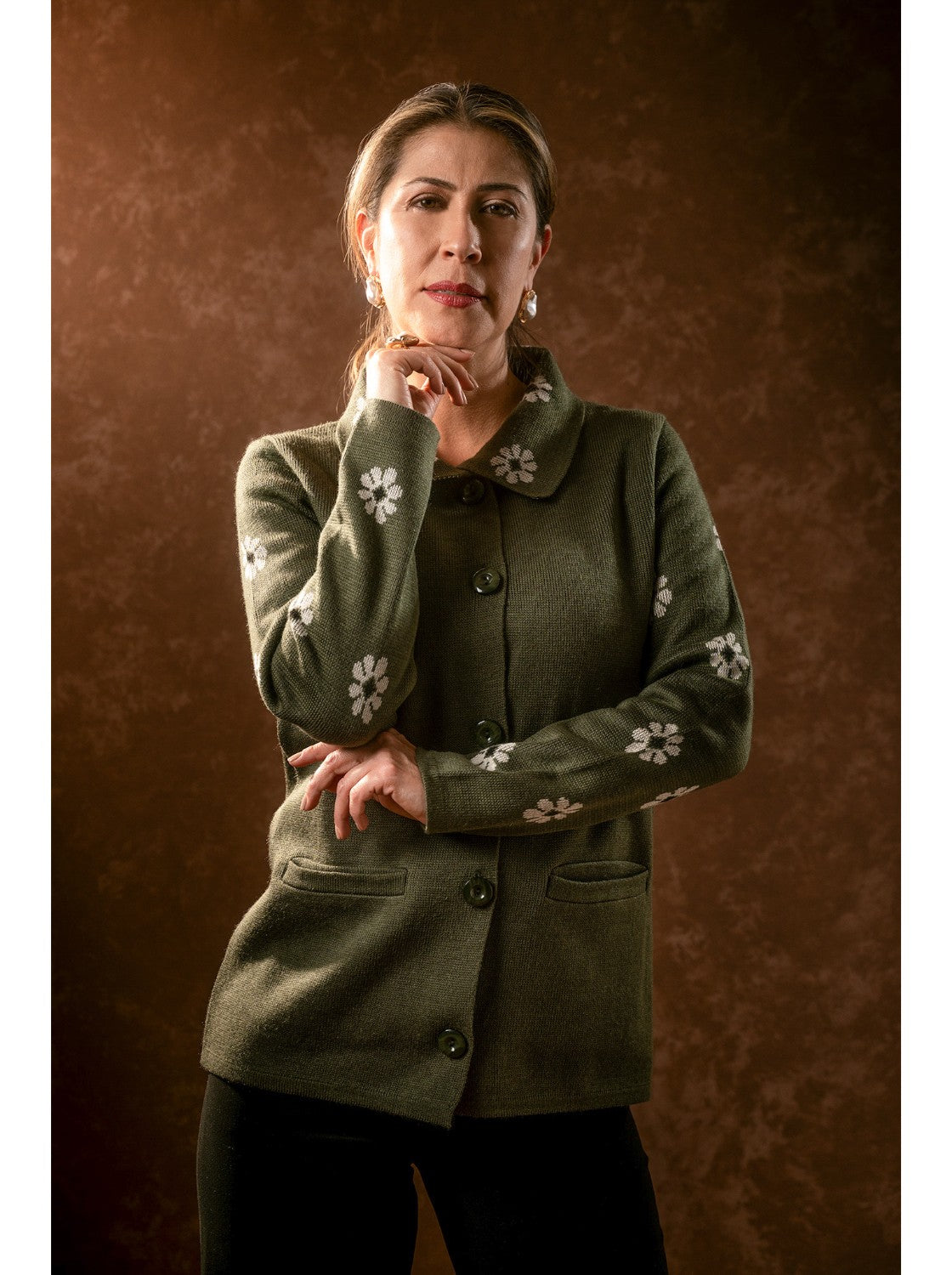 Sueter para dama. Mechitas Verde-Habano