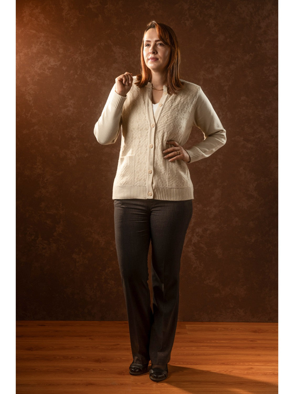 Pilar, Saco corte clasico para Mujer. Beige