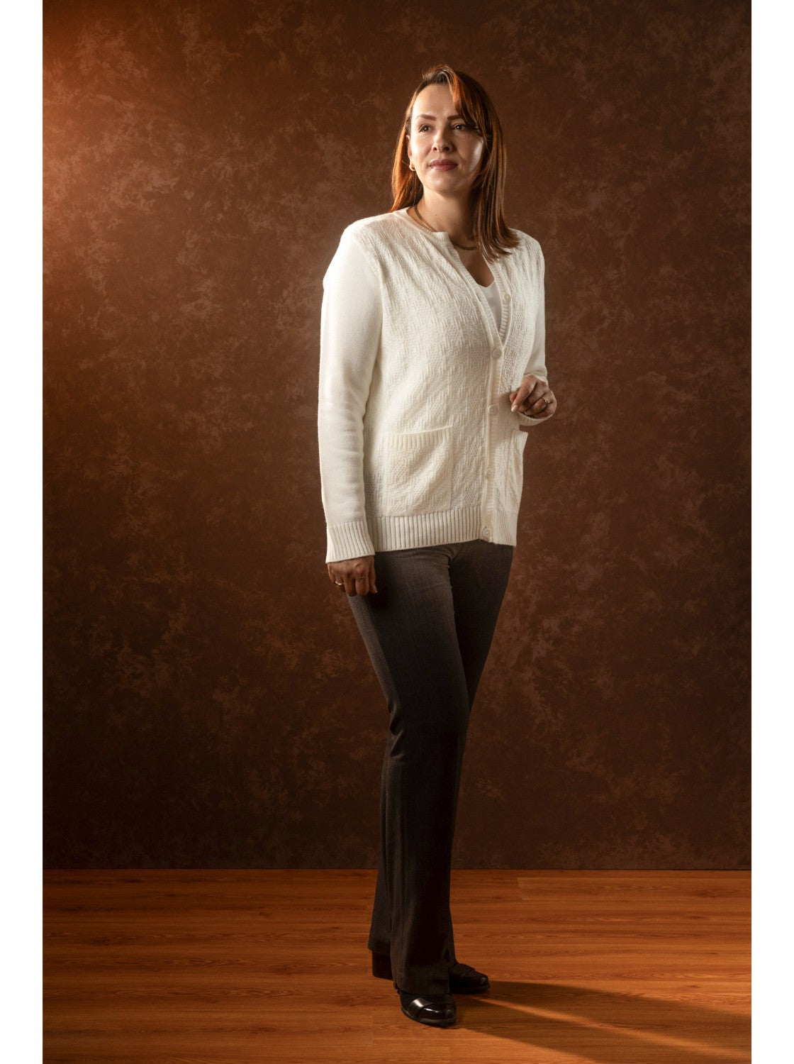 Pilar, Saco corte clasico para Mujer. Hueso