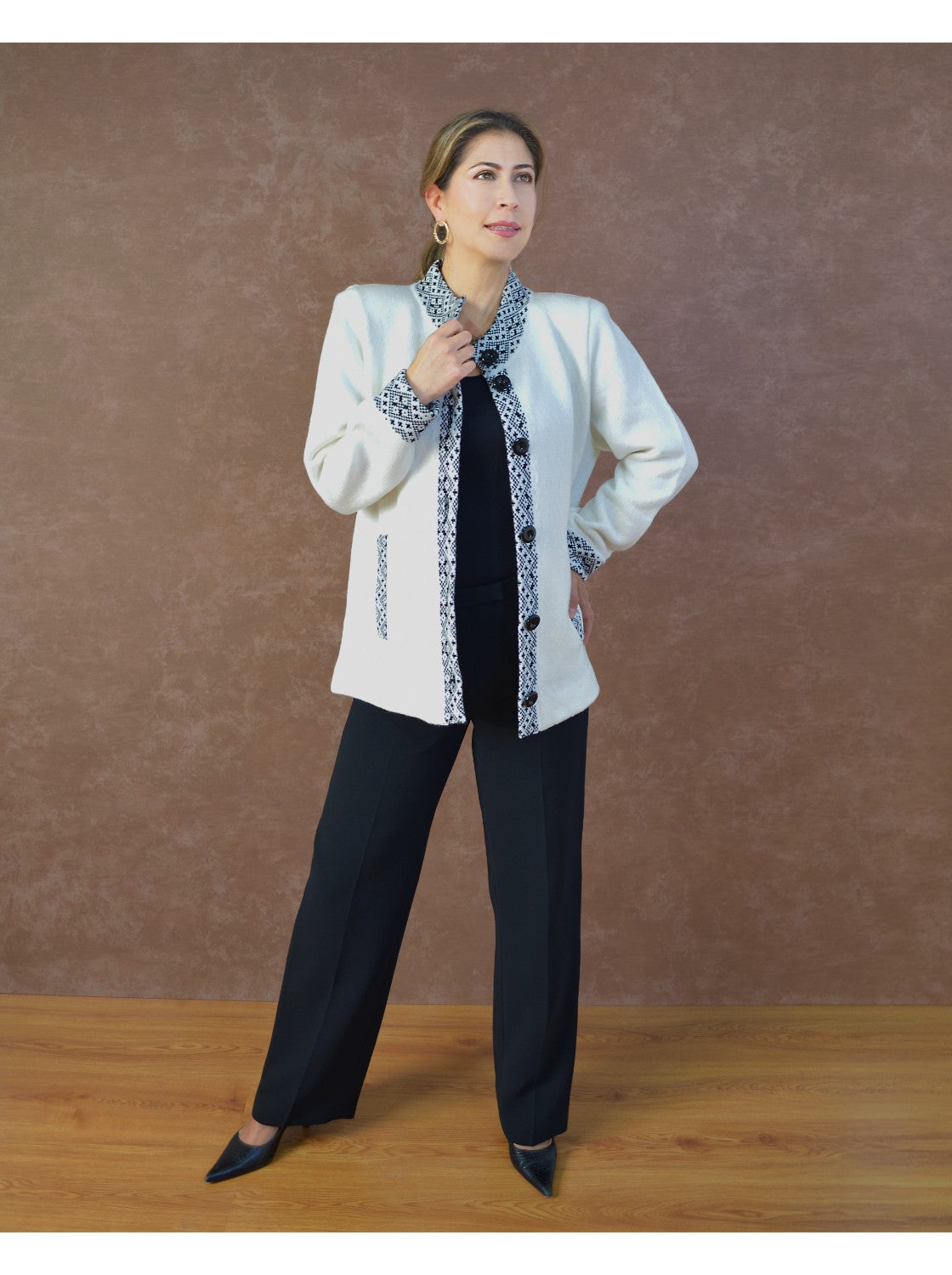 Beatriz, Sacon elegante para mujer. Hueso